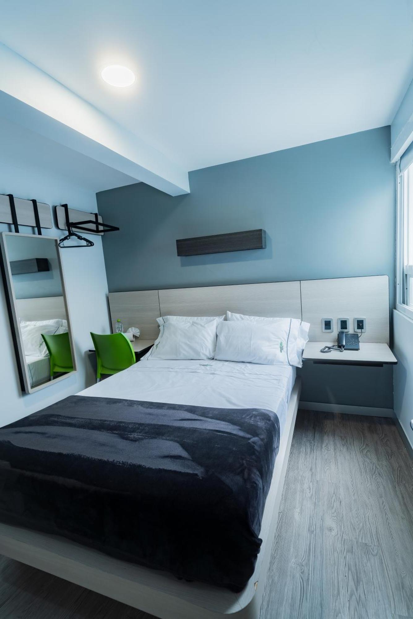 Hotel Lemon Green -Zona Expo Frente Al Centro De Convenciones Гвадалахара Екстер'єр фото